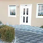 Evi\'S Apartment